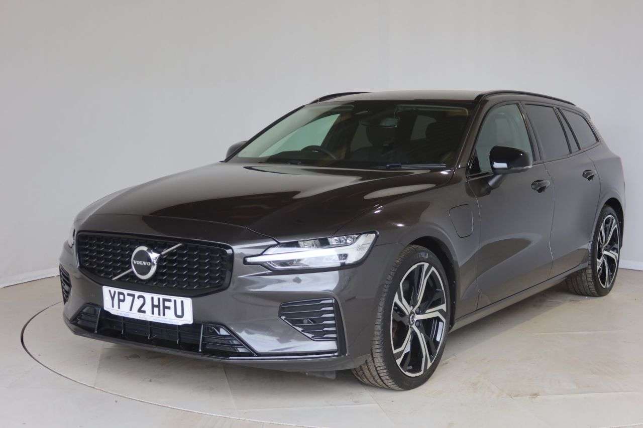 A 2022 VOLVO V60 2.0h T6 Recharge 18.8kWh Plus Dark Estate 5dr Petrol Plug-in Hybrid Auto AW A 2022 VOLVO V60 2.0h T6 Recharge 18.8kWh Plus Dark Estate 5dr Petrol Plug-in Hybrid Auto AW