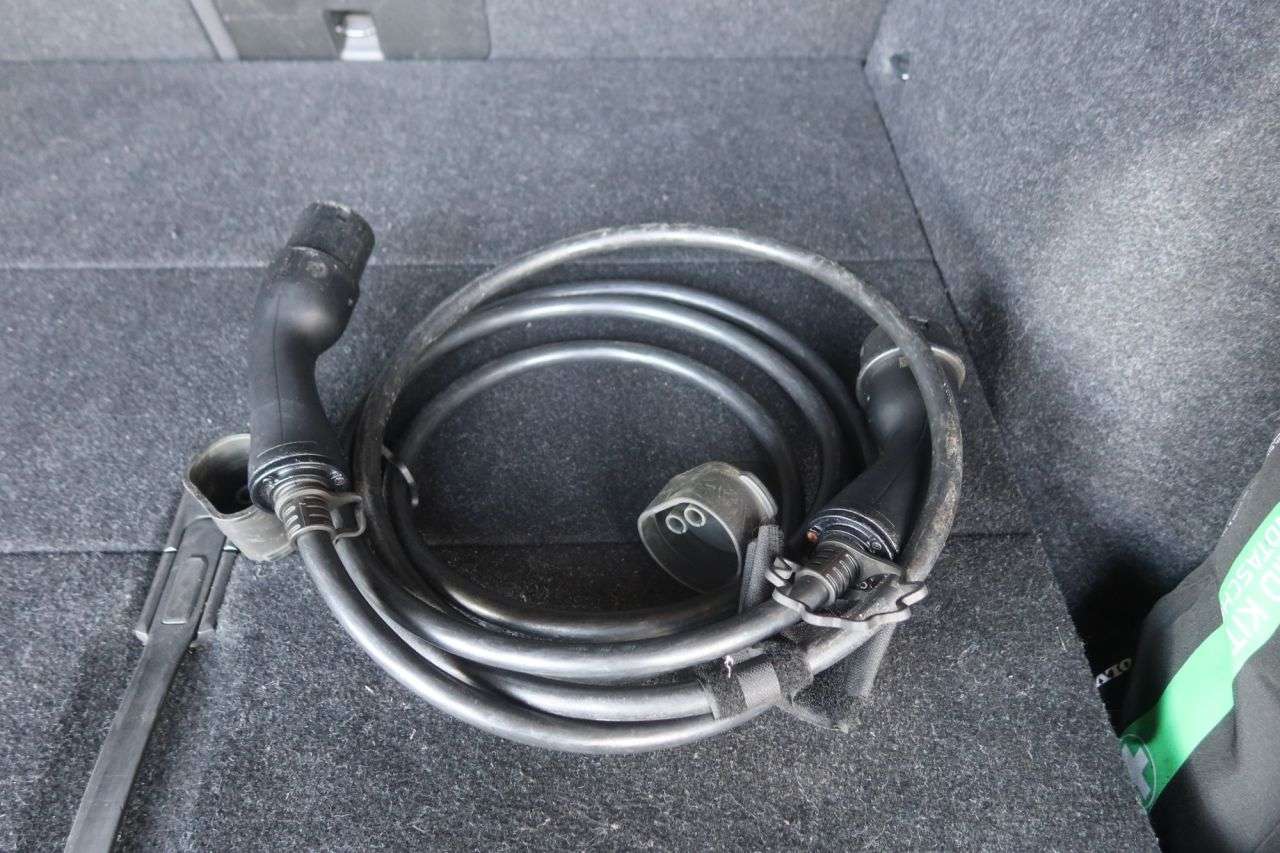 2021 VOLVO XC40 2021 VOLVO XC40