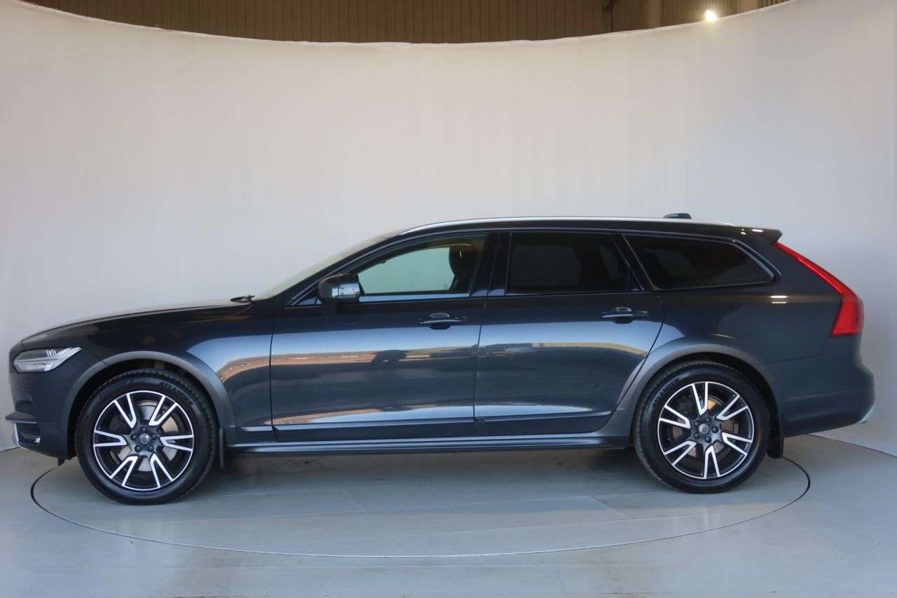 2020 VOLVO V90 CROSS COUNTRY 2020 VOLVO V90 CROSS COUNTRY