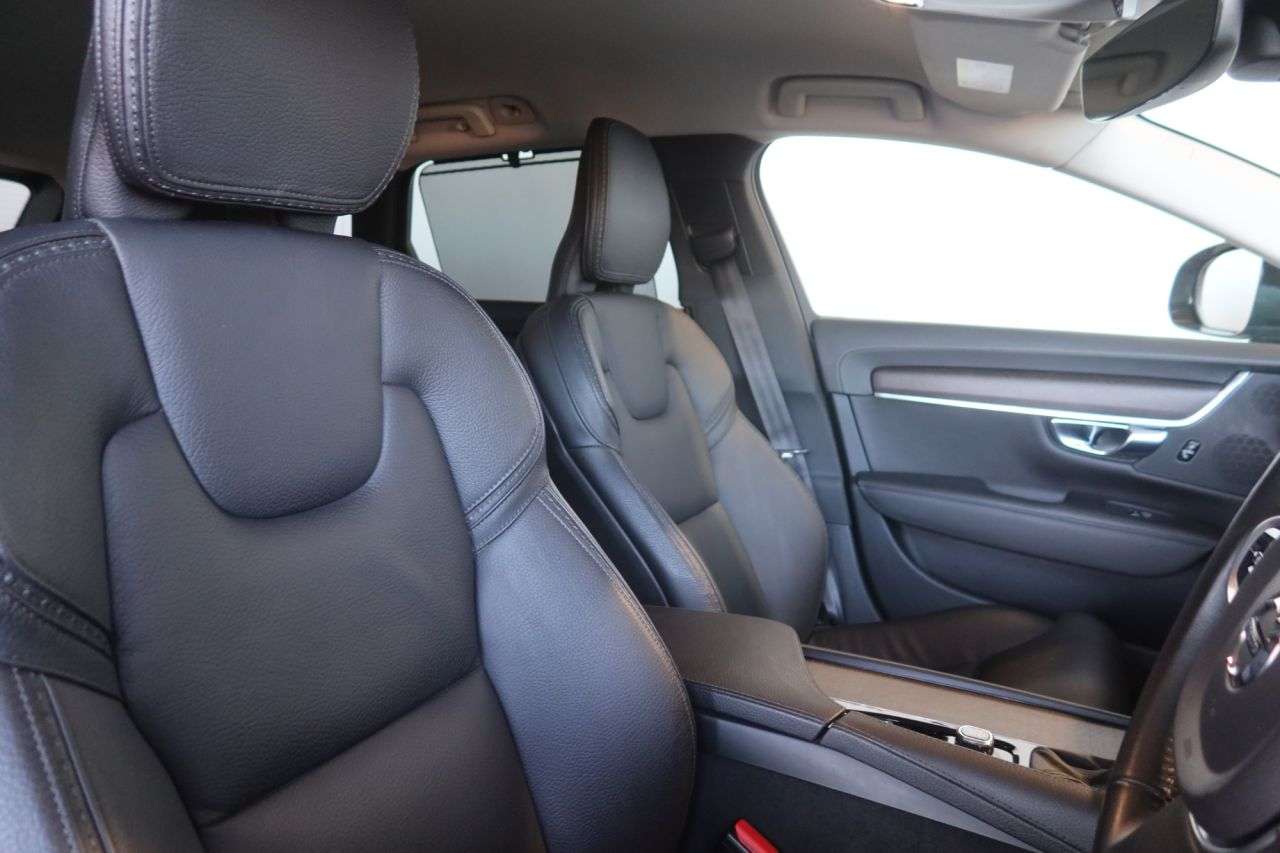 2020 VOLVO V90 CROSS COUNTRY 2020 VOLVO V90 CROSS COUNTRY