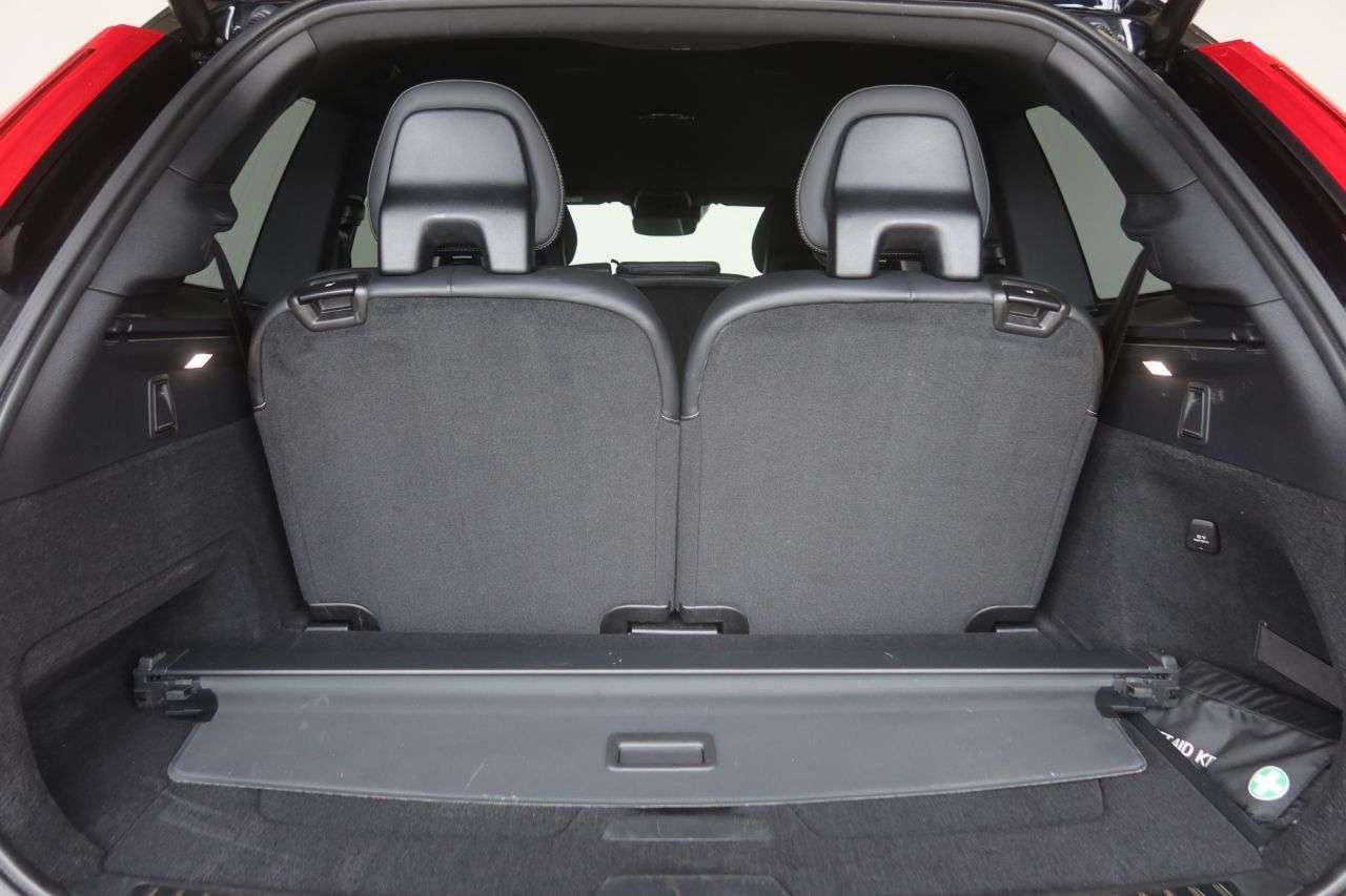 2020 VOLVO XC90 2020 VOLVO XC90