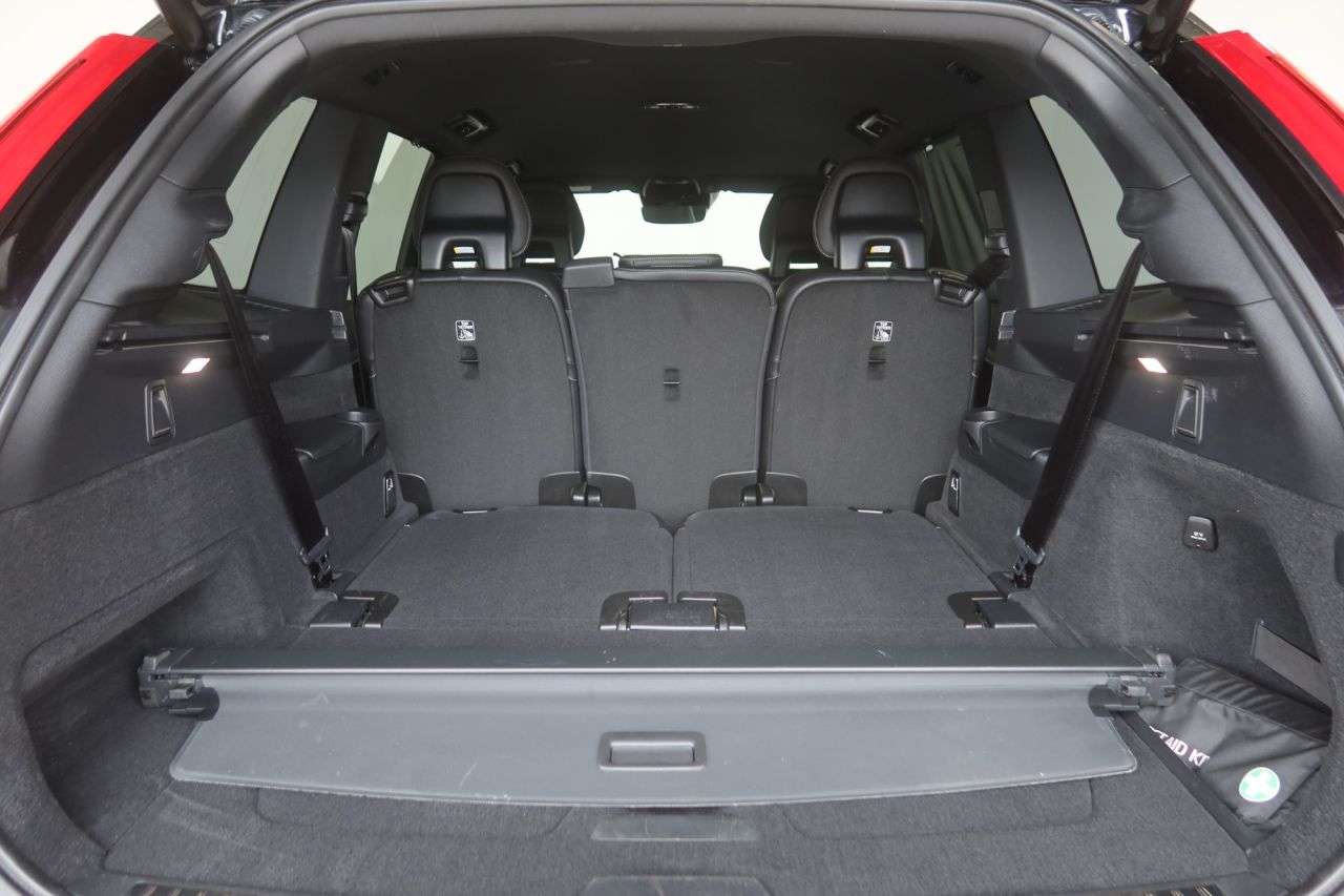 2020 VOLVO XC90 2020 VOLVO XC90