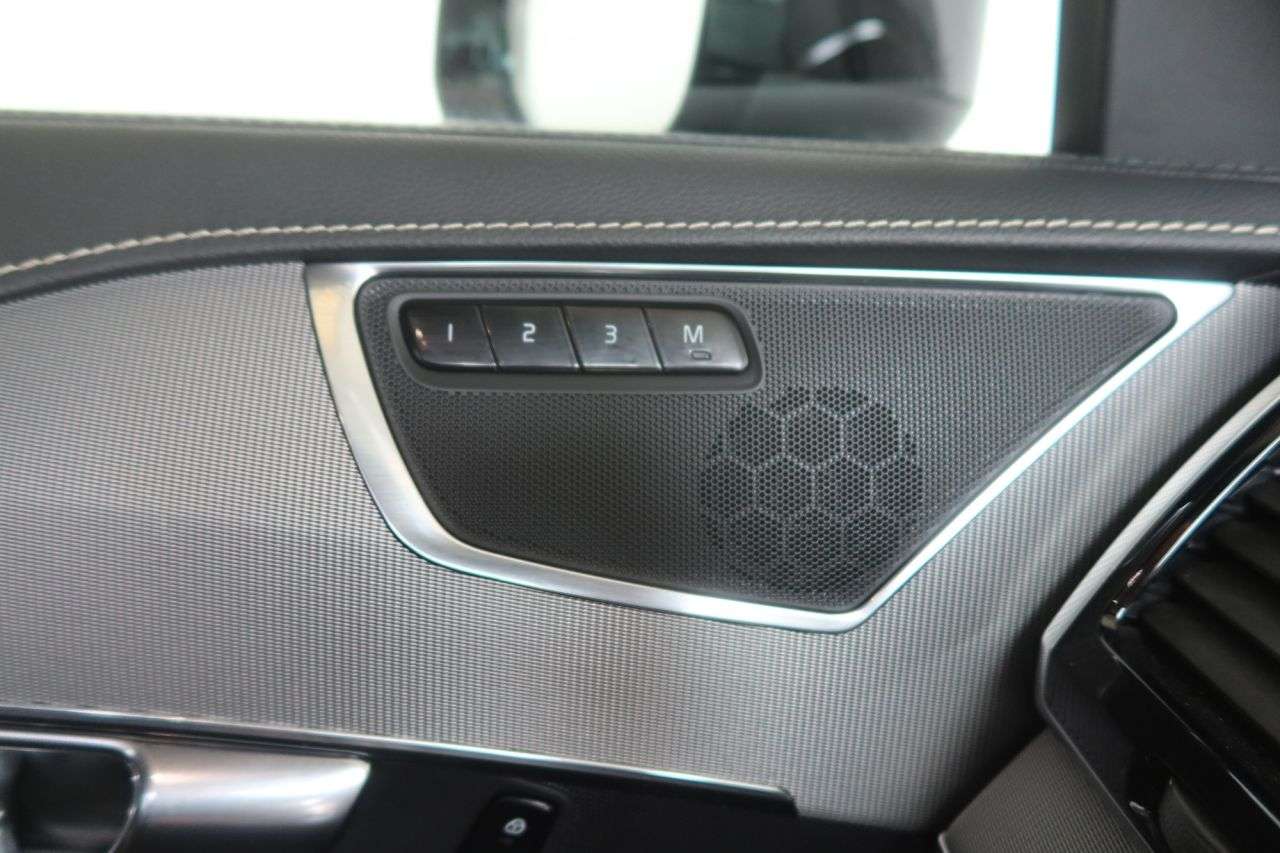 2020 VOLVO XC90 2020 VOLVO XC90