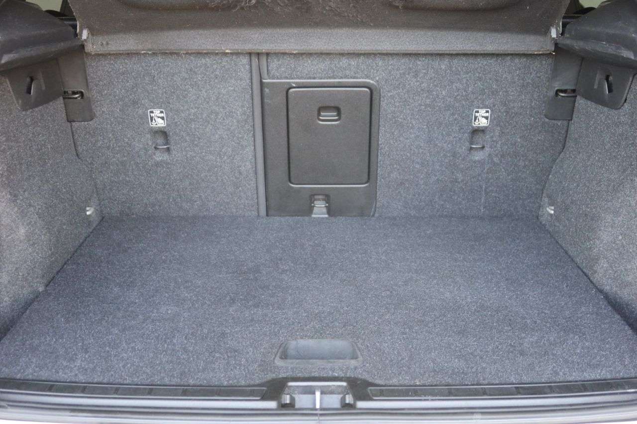 2021 VOLVO XC40 2021 VOLVO XC40