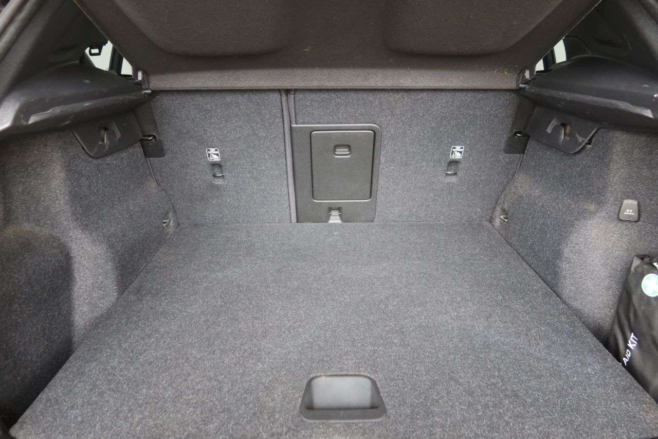 2020 VOLVO XC40 2020 VOLVO XC40