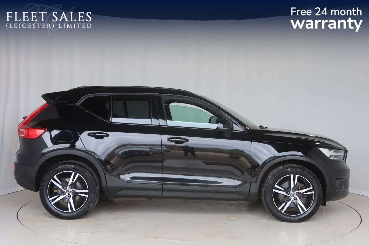A 2020 VOLVO XC40 2.0 B4 MHEV R-Design SUV 5dr Petrol Hybrid Auto Euro 6 (s/s) (197 ps) ELECT A 2020 VOLVO XC40 2.0 B4 MHEV R-Design SUV 5dr Petrol Hybrid Auto Euro 6 (s/s) (197 ps) ELECT