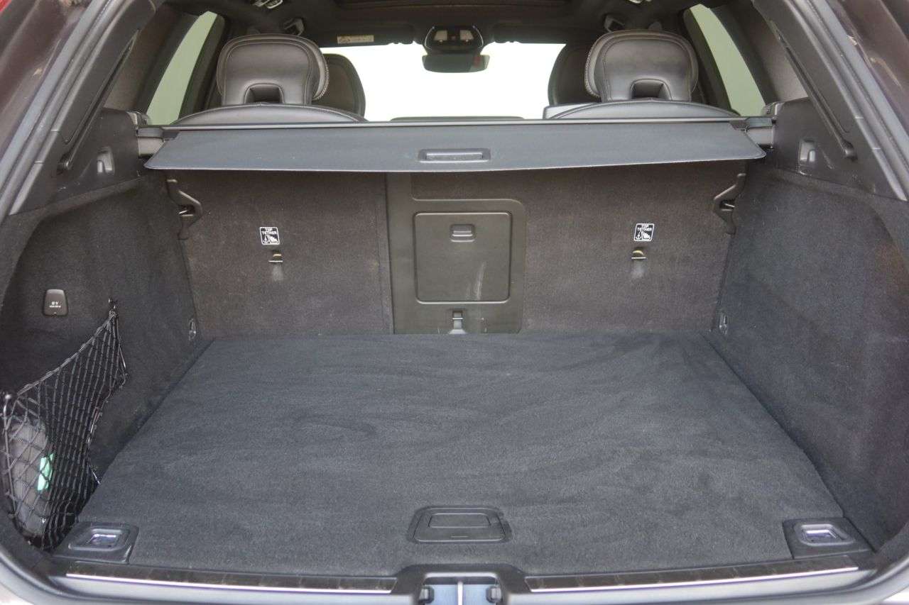 2021 VOLVO XC60 2021 VOLVO XC60