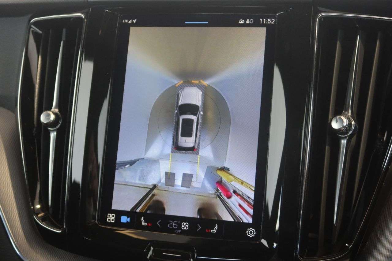 2021 VOLVO XC60 2021 VOLVO XC60