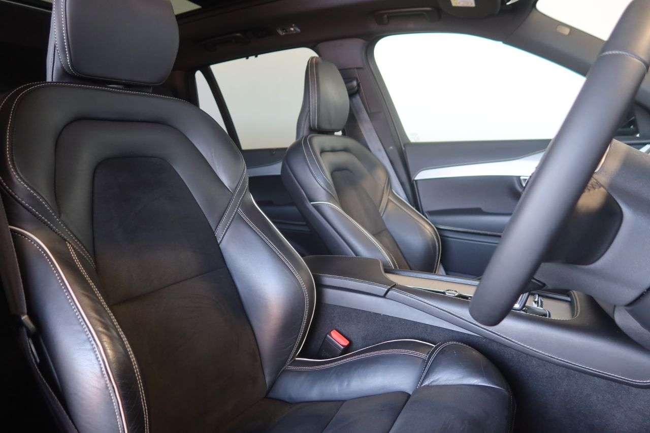 2022 VOLVO XC90 2022 VOLVO XC90