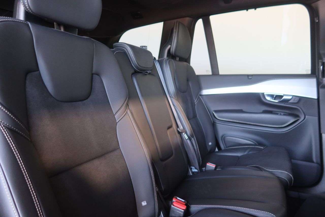 2022 VOLVO XC90 2022 VOLVO XC90