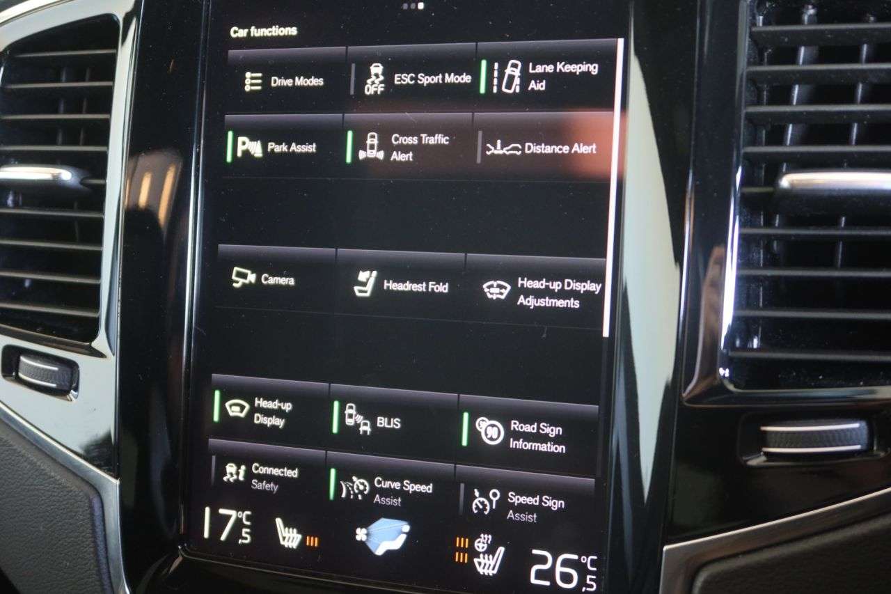 2022 VOLVO XC90 2022 VOLVO XC90