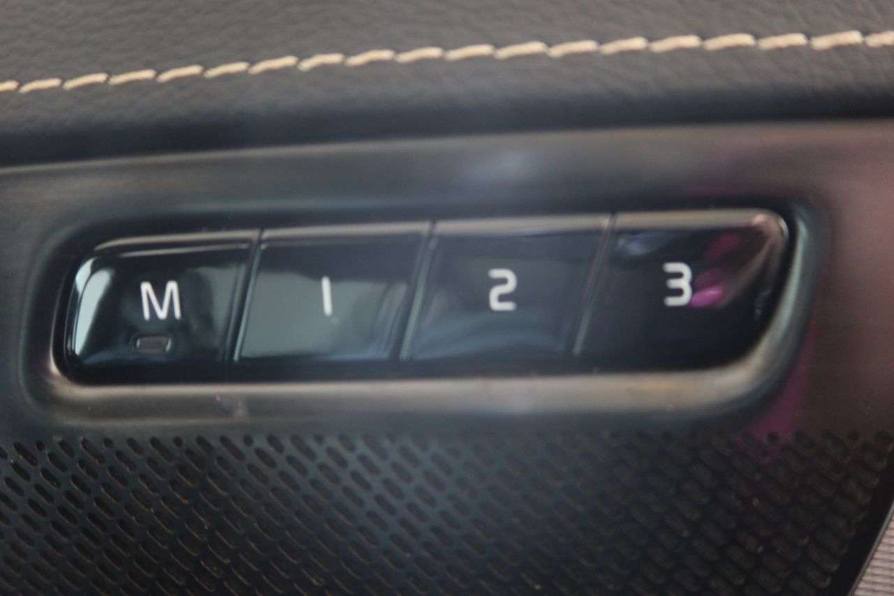 2022 VOLVO XC90 2022 VOLVO XC90