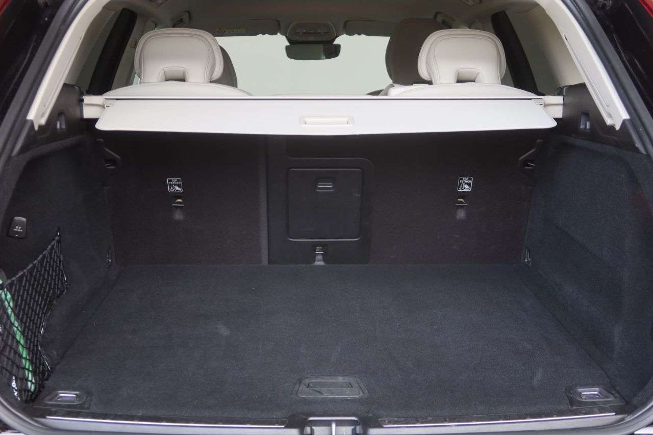 2023 VOLVO XC60 2023 VOLVO XC60