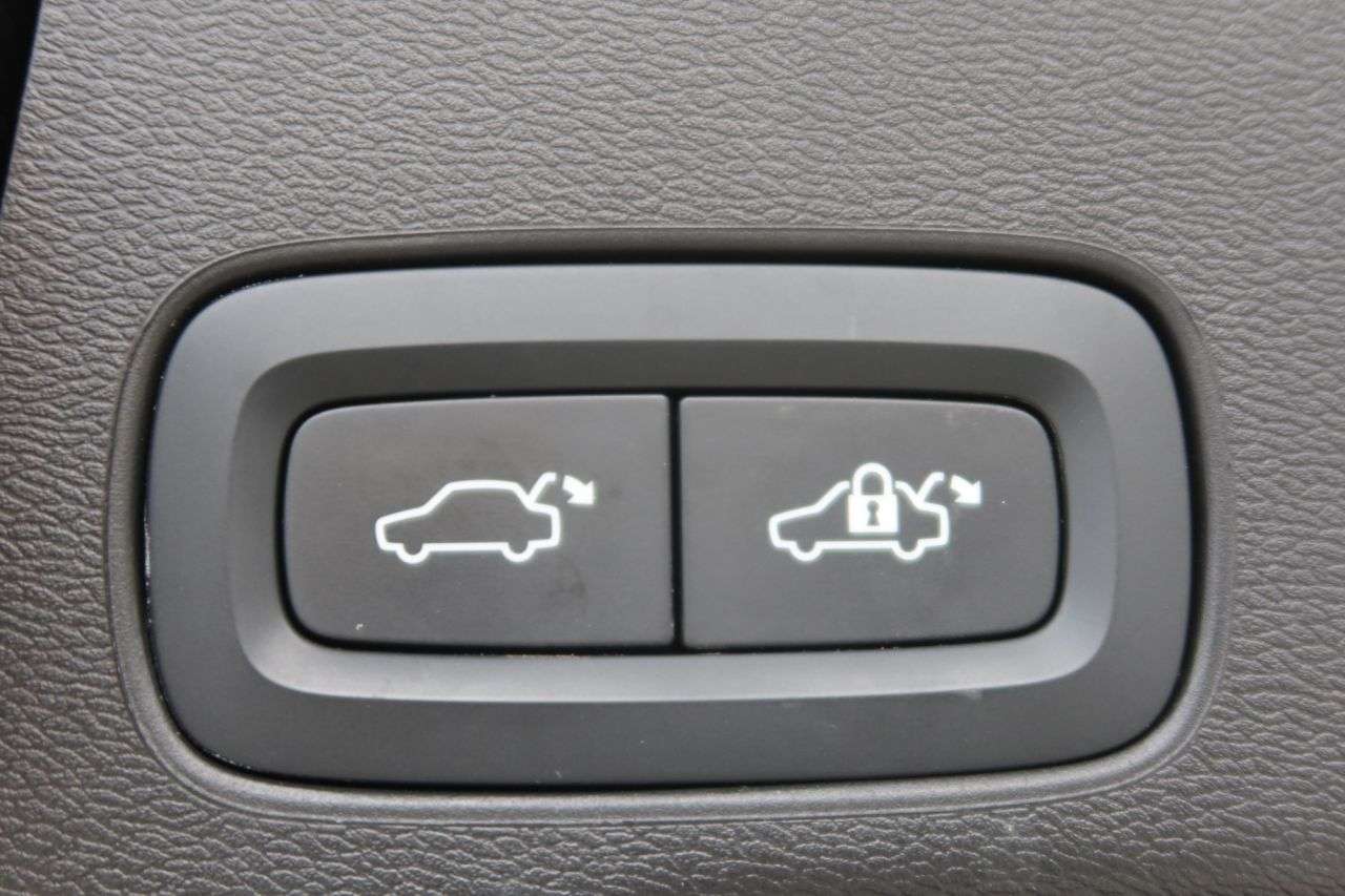 2023 VOLVO XC60 2023 VOLVO XC60