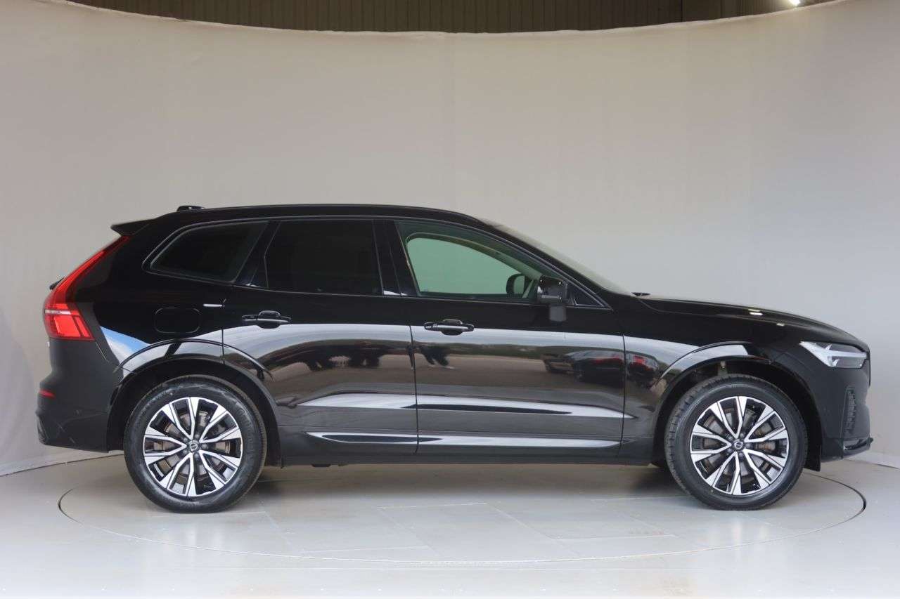 2023 VOLVO XC60 2023 VOLVO XC60