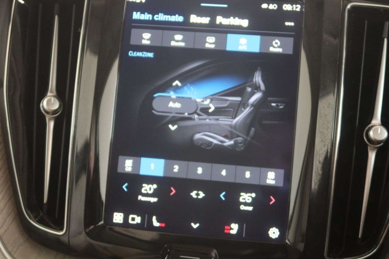 2023 VOLVO XC60 2023 VOLVO XC60