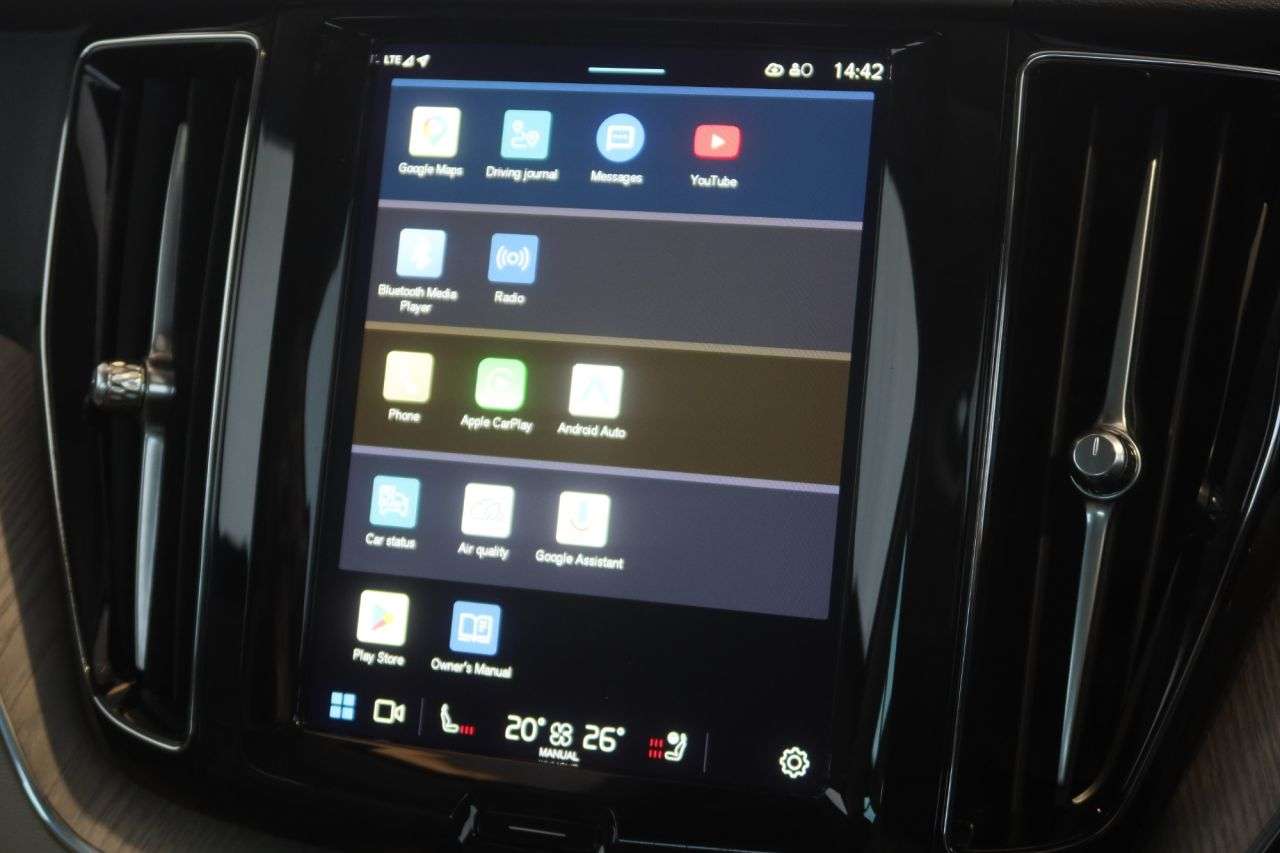 2023 VOLVO XC60 2023 VOLVO XC60