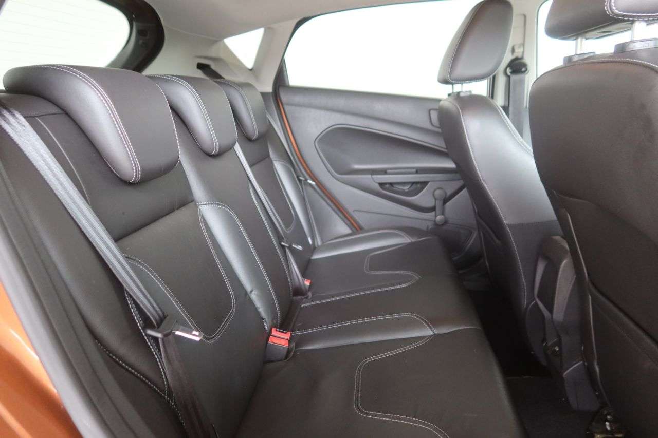 2015 FORD FIESTA 2015 FORD FIESTA