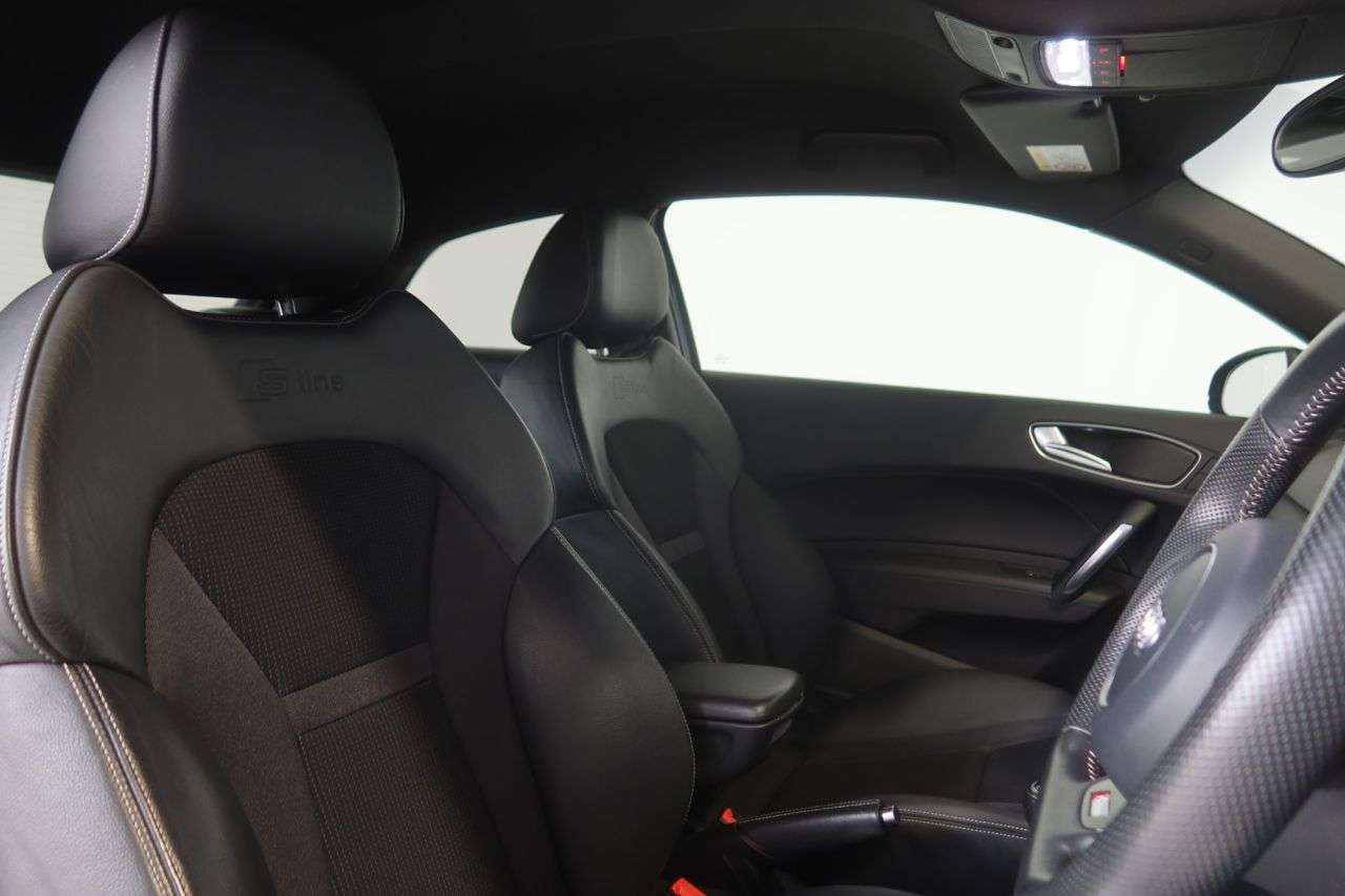 2018 AUDI A1 2018 AUDI A1