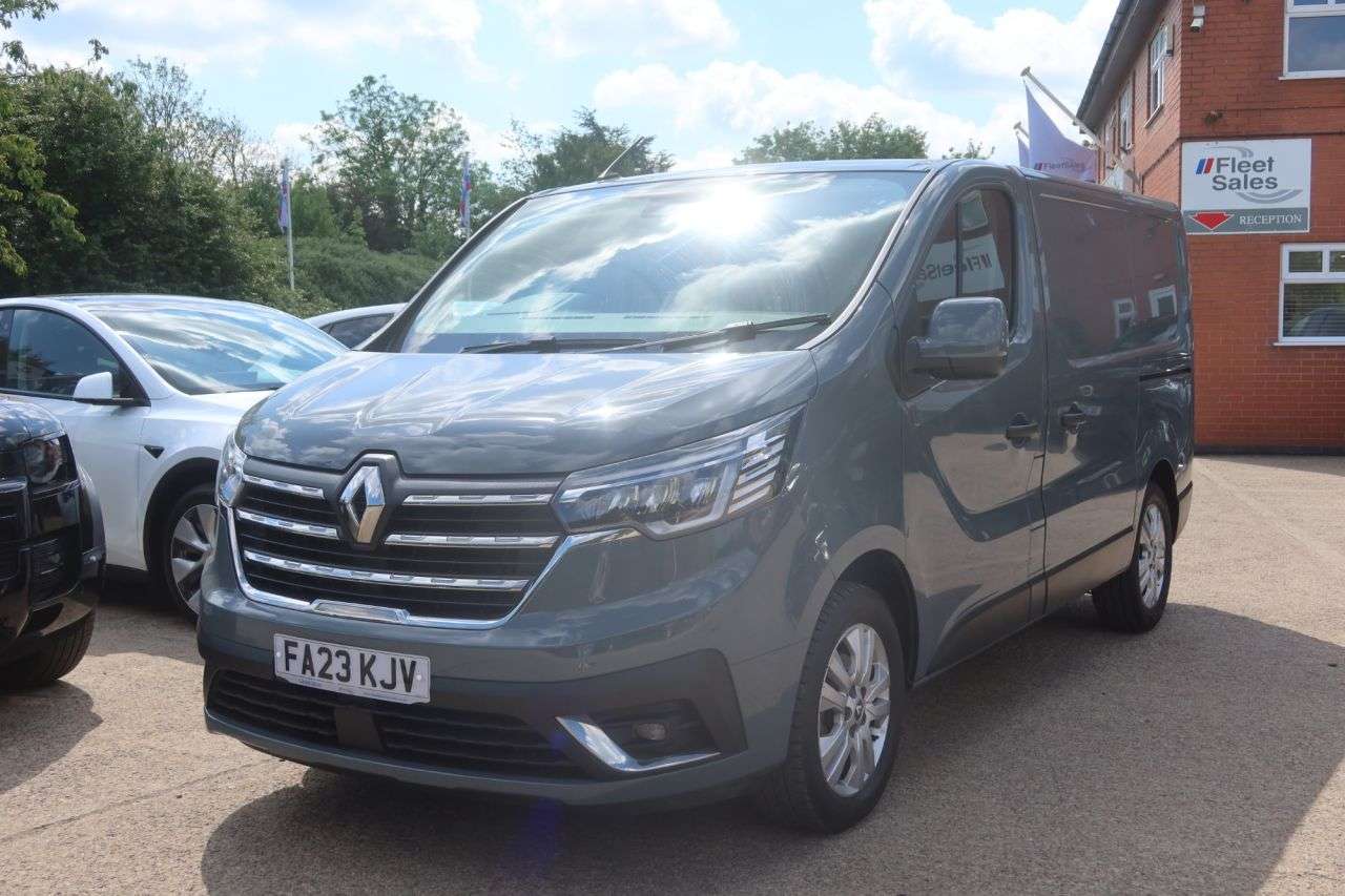 A 2023 RENAULT TRAFIC 2.0 dCi Blue SL28 Sport Automatic Panel Van 5dr Diesel EDC L1 H1 Euro 6 (s/ A 2023 RENAULT TRAFIC 2.0 dCi Blue SL28 Sport Automatic Panel Van 5dr Diesel EDC L1 H1 Euro 6 (s/