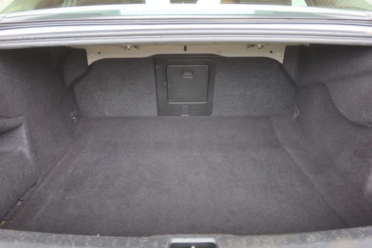 2018 VOLVO S90 2018 VOLVO S90