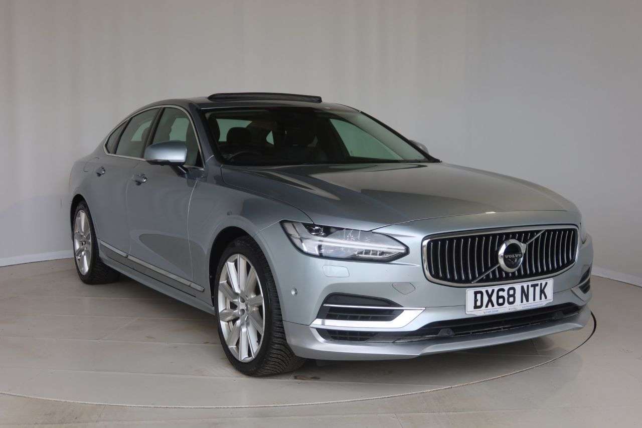 2018 VOLVO S90 2018 VOLVO S90