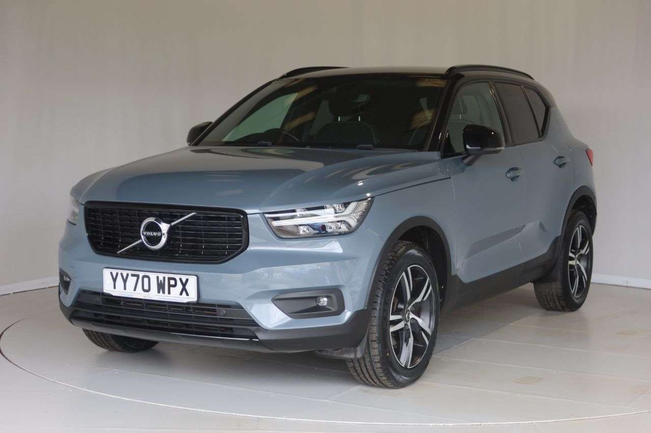 A 2021 VOLVO XC40 1.5 T3 R-Design SUV 5dr Petrol Auto Euro 6 (s/s) (163 ps) FREE 24 MONTH WAR A 2021 VOLVO XC40 1.5 T3 R-Design SUV 5dr Petrol Auto Euro 6 (s/s) (163 ps) FREE 24 MONTH WAR