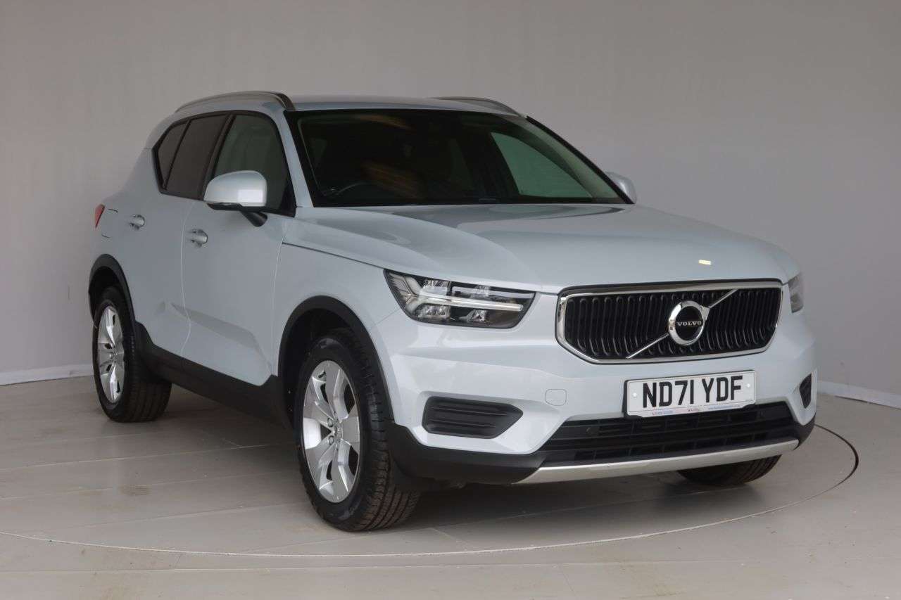 2021 VOLVO XC40 2021 VOLVO XC40