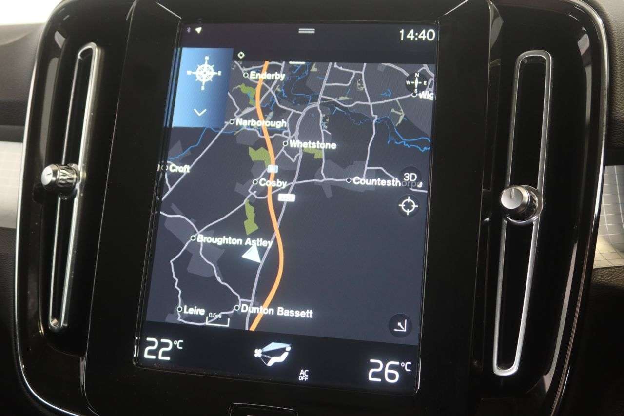 2022 VOLVO XC40 2022 VOLVO XC40