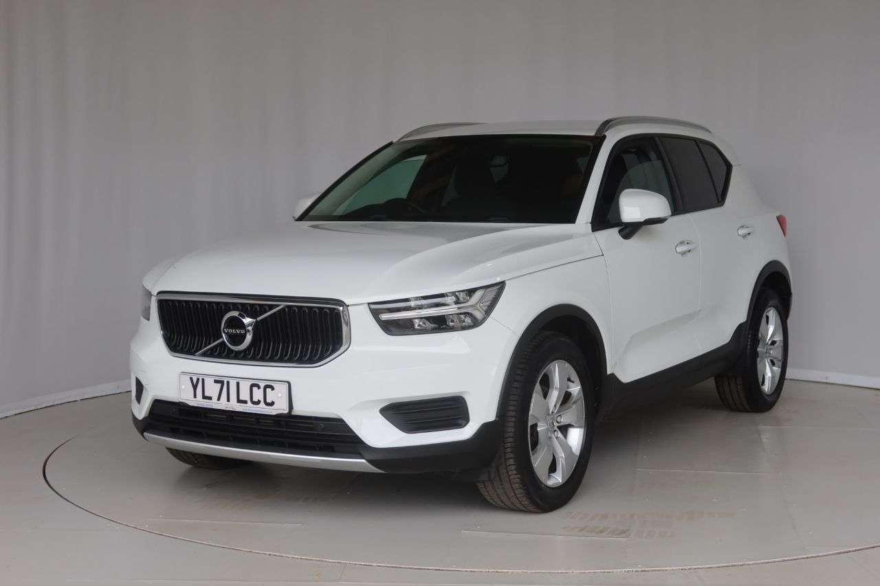 A 2022 VOLVO XC40 1.5 T3 Momentum SUV 5dr Petrol Manual Euro 6 (s/s) (163 ps) FREE 24 MONTHS A 2022 VOLVO XC40 1.5 T3 Momentum SUV 5dr Petrol Manual Euro 6 (s/s) (163 ps) FREE 24 MONTHS