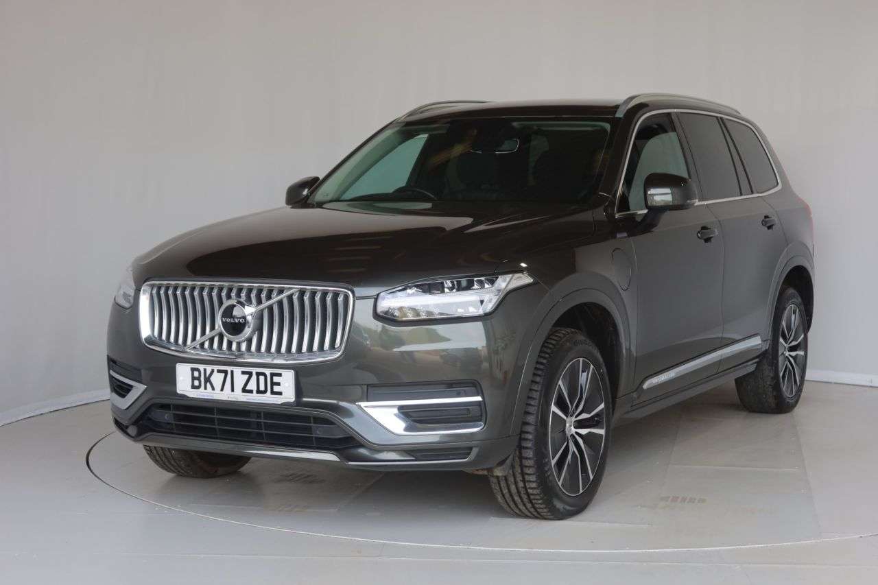 A 2021 VOLVO XC90 2.0h T8 Recharge 11.6kWh Inscription Expression SUV 5dr Petrol Plug-in Hybr A 2021 VOLVO XC90 2.0h T8 Recharge 11.6kWh Inscription Expression SUV 5dr Petrol Plug-in Hybr