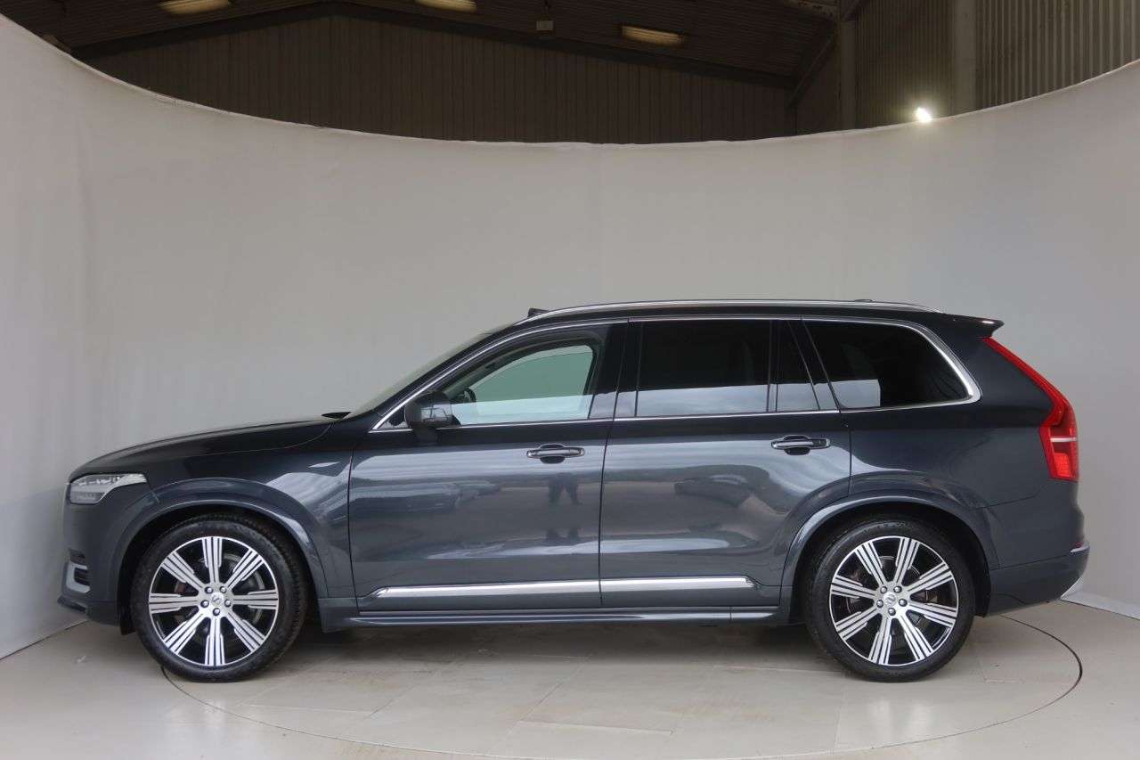2022 VOLVO XC90 2022 VOLVO XC90