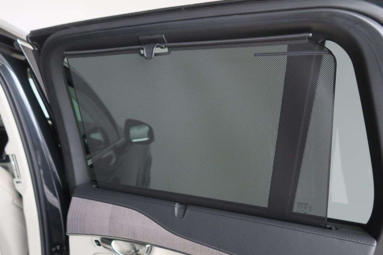 2022 VOLVO XC90 2022 VOLVO XC90