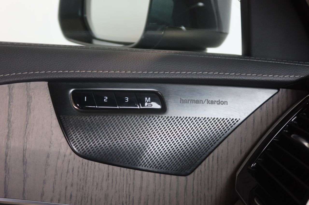 2022 VOLVO XC90 2022 VOLVO XC90