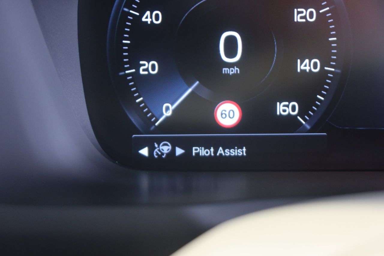 2022 VOLVO XC90 2022 VOLVO XC90