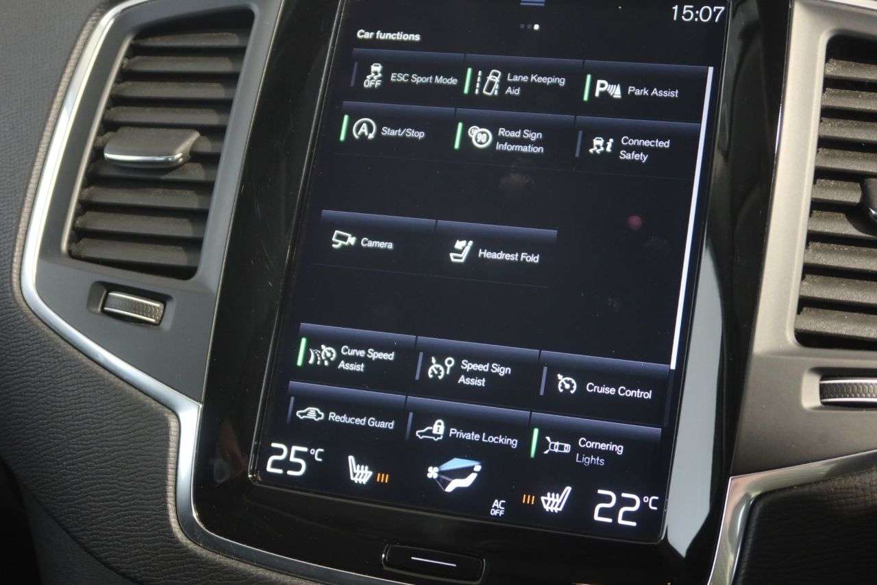 2021 VOLVO XC90 2021 VOLVO XC90