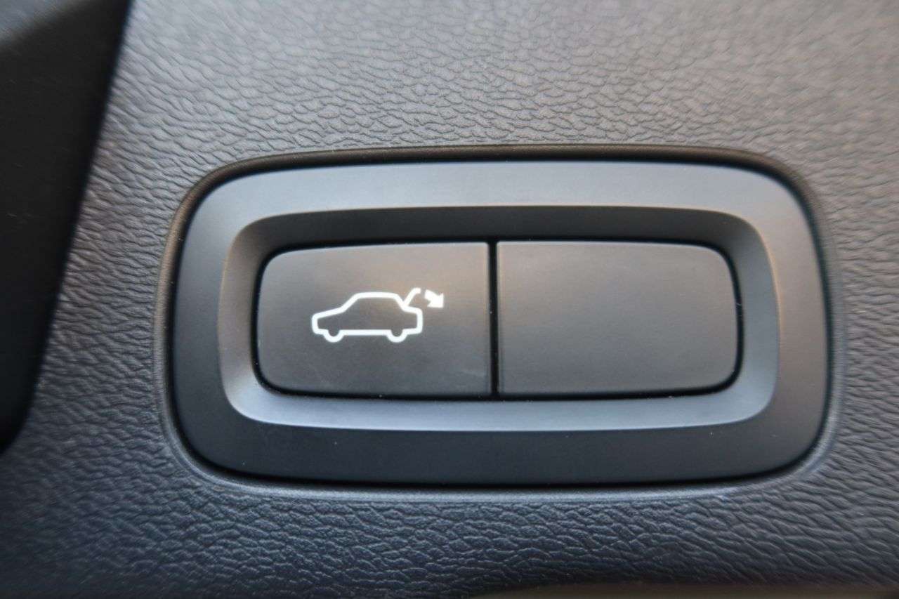 2021 VOLVO XC60 2021 VOLVO XC60