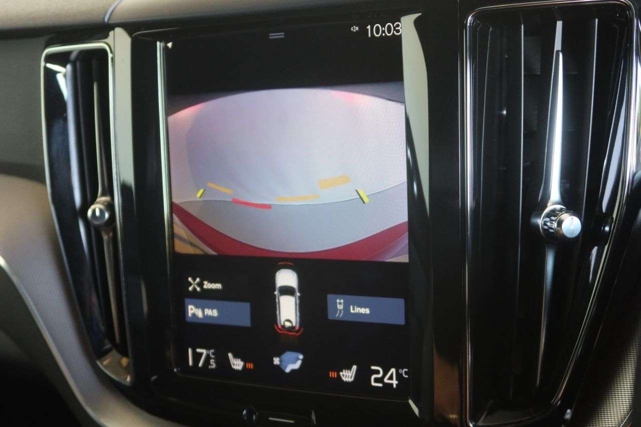 2021 VOLVO XC60 2021 VOLVO XC60