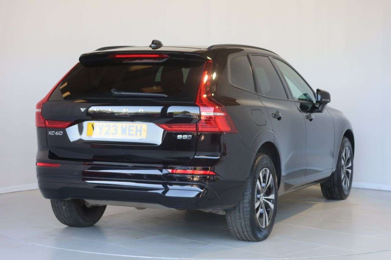 2023 VOLVO XC60 2023 VOLVO XC60