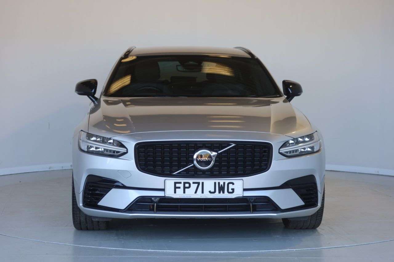 2022 VOLVO V90 2022 VOLVO V90