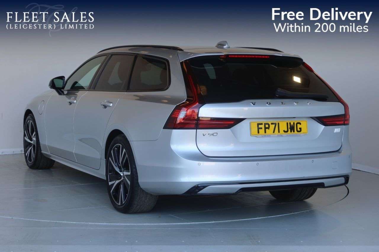 2022 VOLVO V90 2022 VOLVO V90