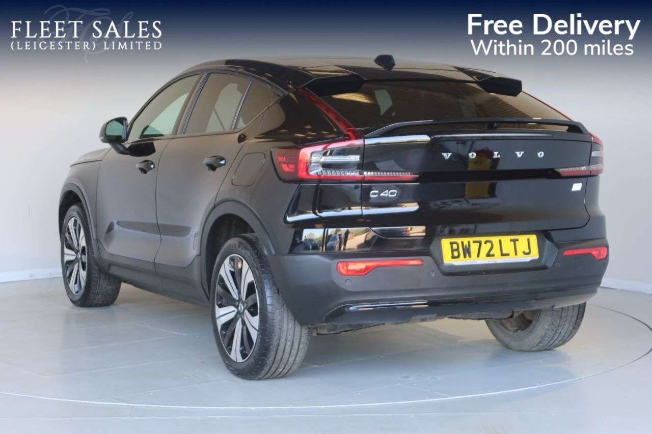 2023 VOLVO C40 2023 VOLVO C40
