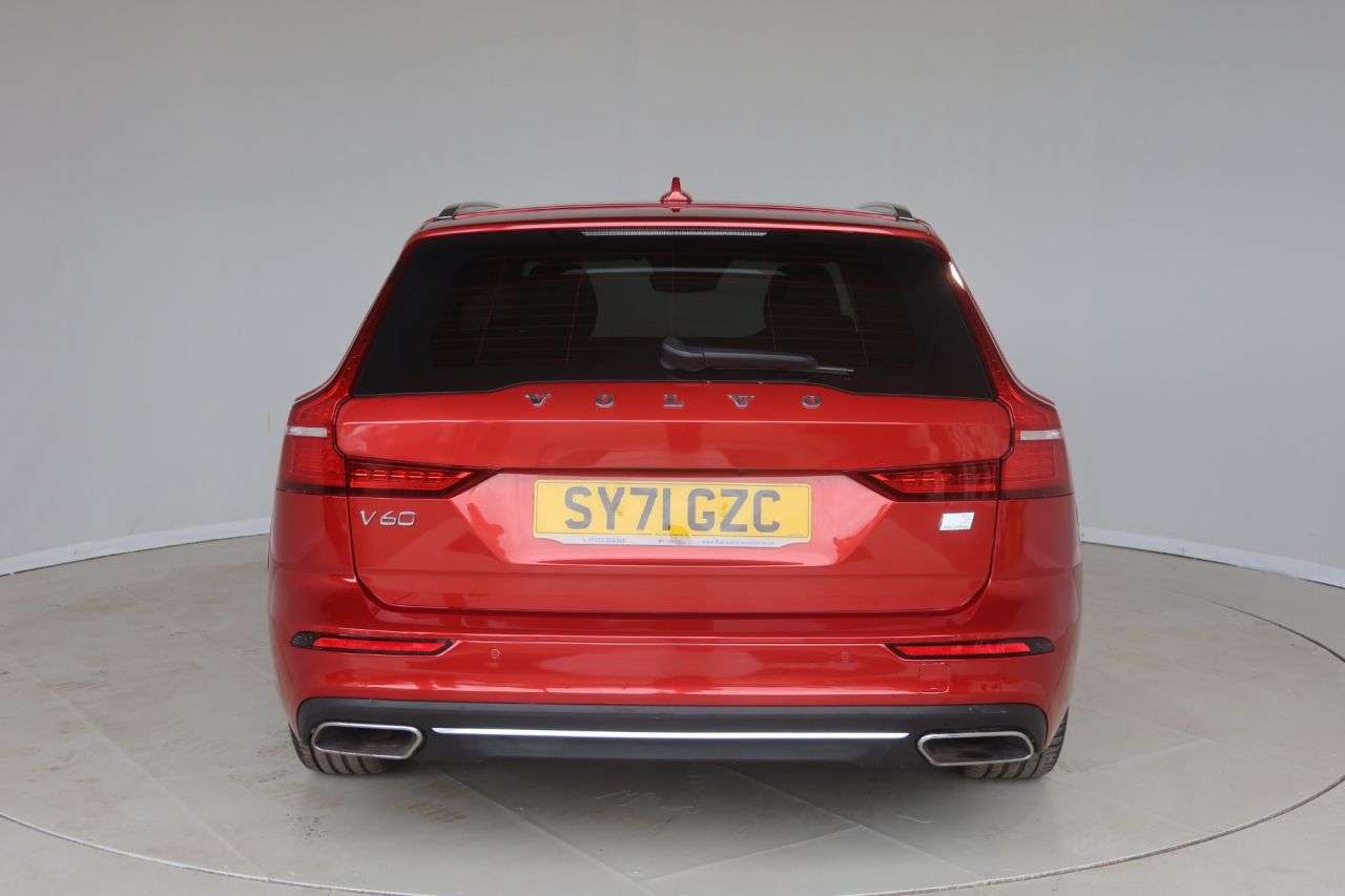 2021 VOLVO V60 2021 VOLVO V60