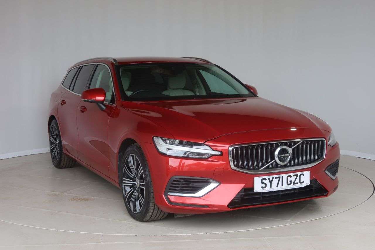2021 VOLVO V60 2021 VOLVO V60