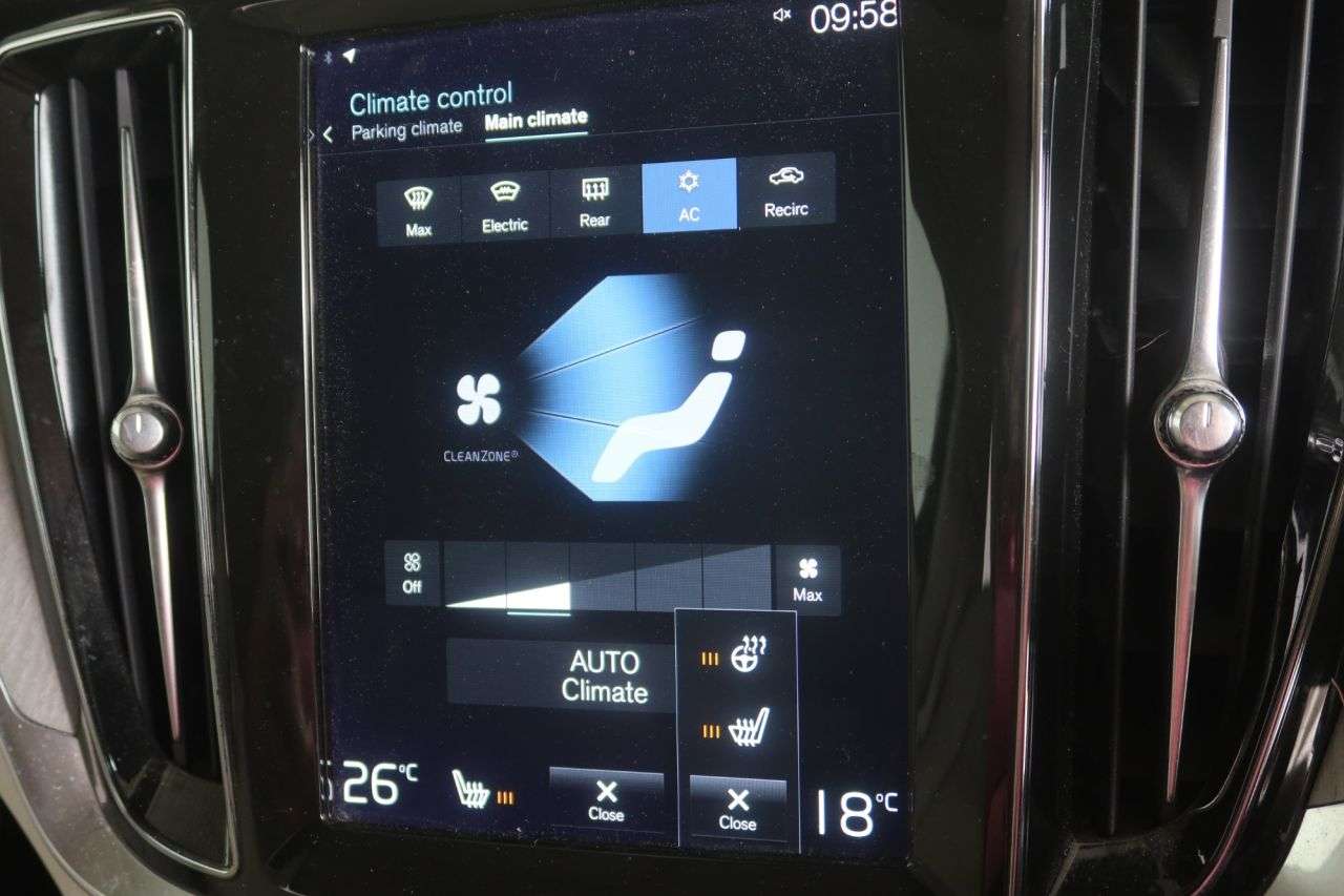 2021 VOLVO V60 2021 VOLVO V60
