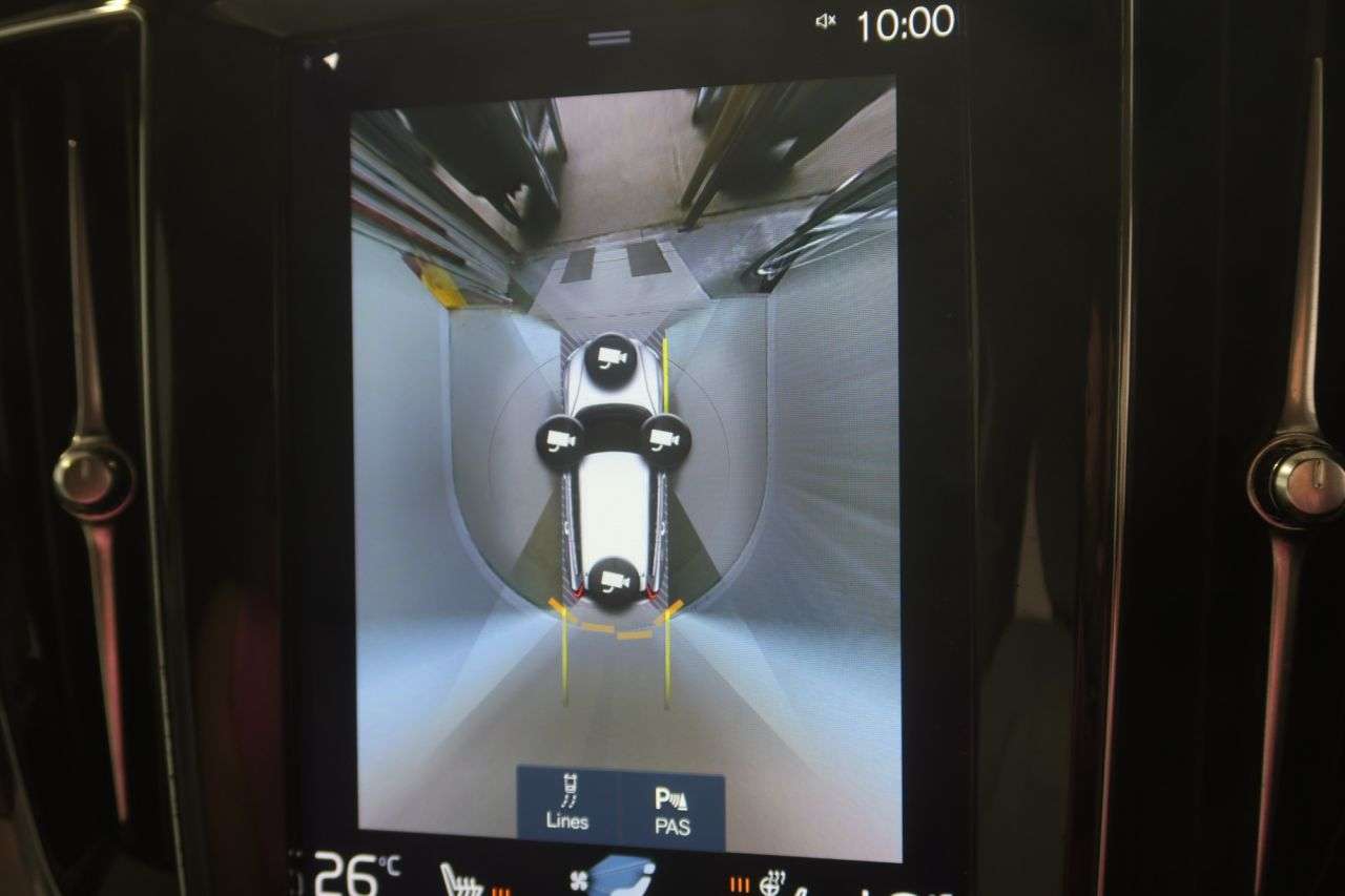 2021 VOLVO V60 2021 VOLVO V60