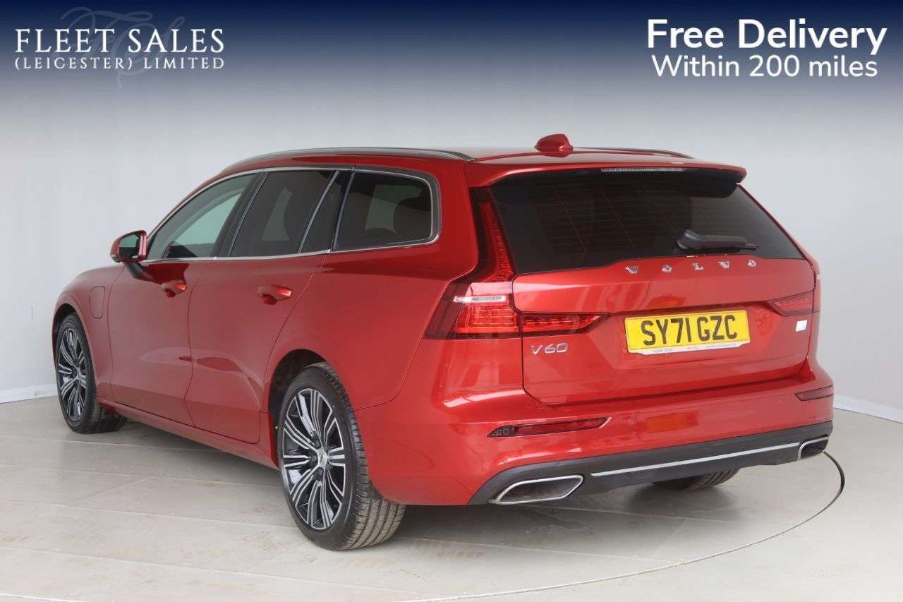 2021 VOLVO V60 2021 VOLVO V60