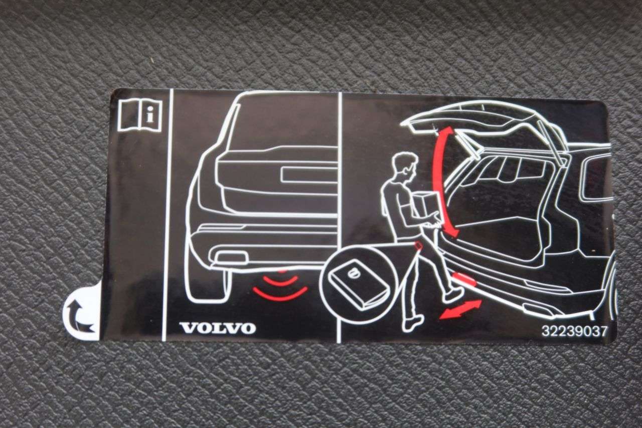 2022 VOLVO XC90 2022 VOLVO XC90