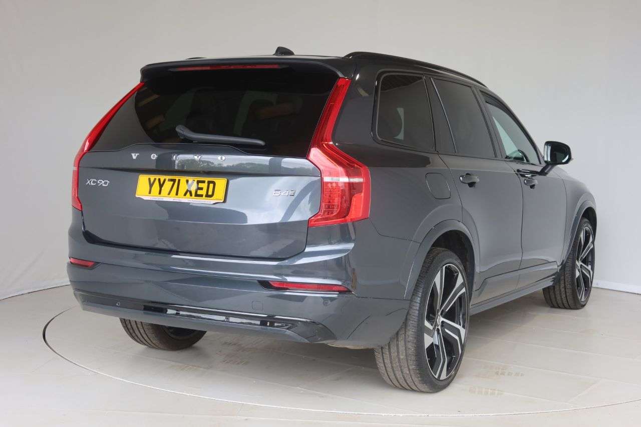 2022 VOLVO XC90 2022 VOLVO XC90