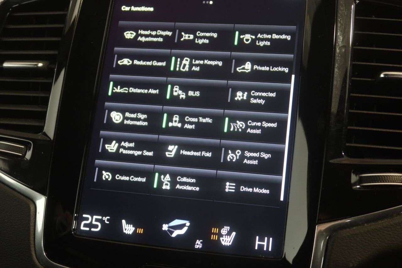 2022 VOLVO XC90 2022 VOLVO XC90